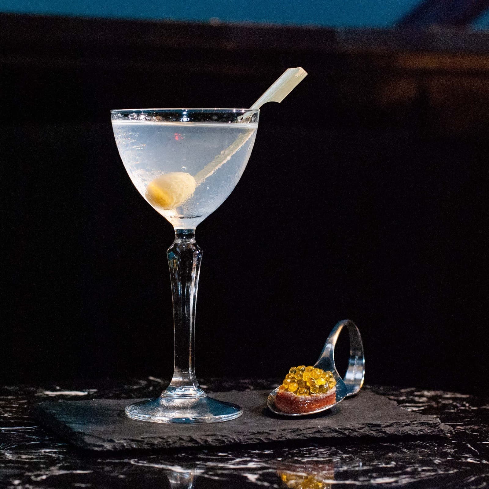 Cocktail club with 360º views image 6