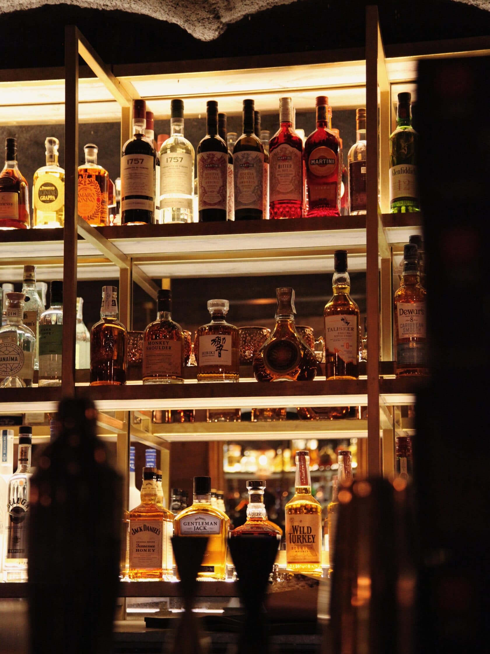 Shisha and cocktail lounge bar image 3